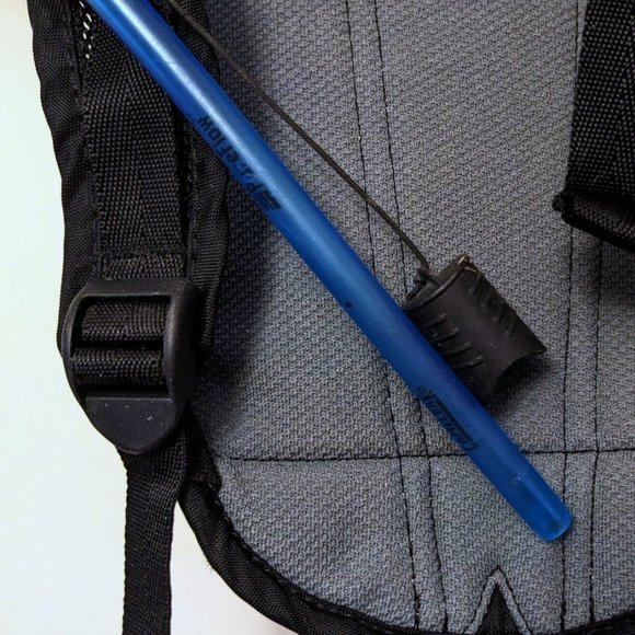 Camelbak Siren Hydro Backpack 1.5L / 50 Oz, Black/Silver/Gray - Picture 5 of 7